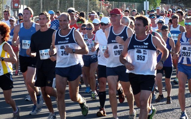 Aksie tydens verlede jaar se Dangerpoint Halfmarathon (Argieffoto: Gansbaai Courant)